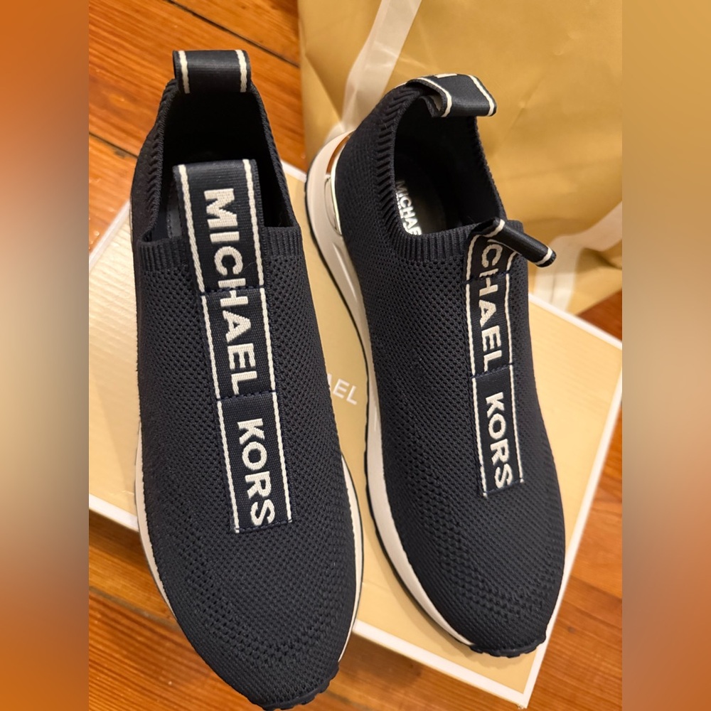 Michael Kors Women’s Navy Slip-On Sneakers NWOT